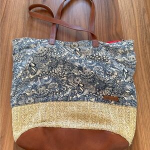 Sakroots Floral Blue and Tan Tote